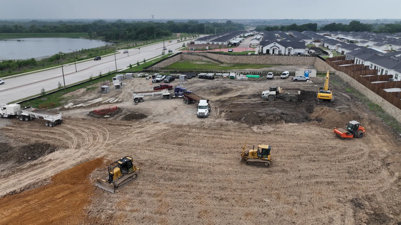 Common fill being loaded out of a Melissa site for delivery to a nearby project that needed the material